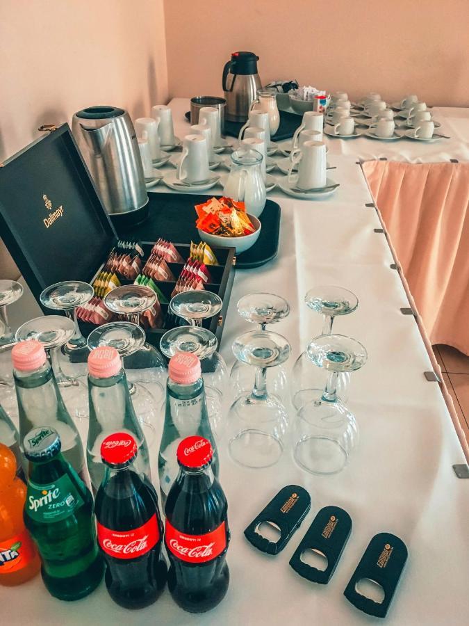 Hotel Famulus Győr Kültér fotó
